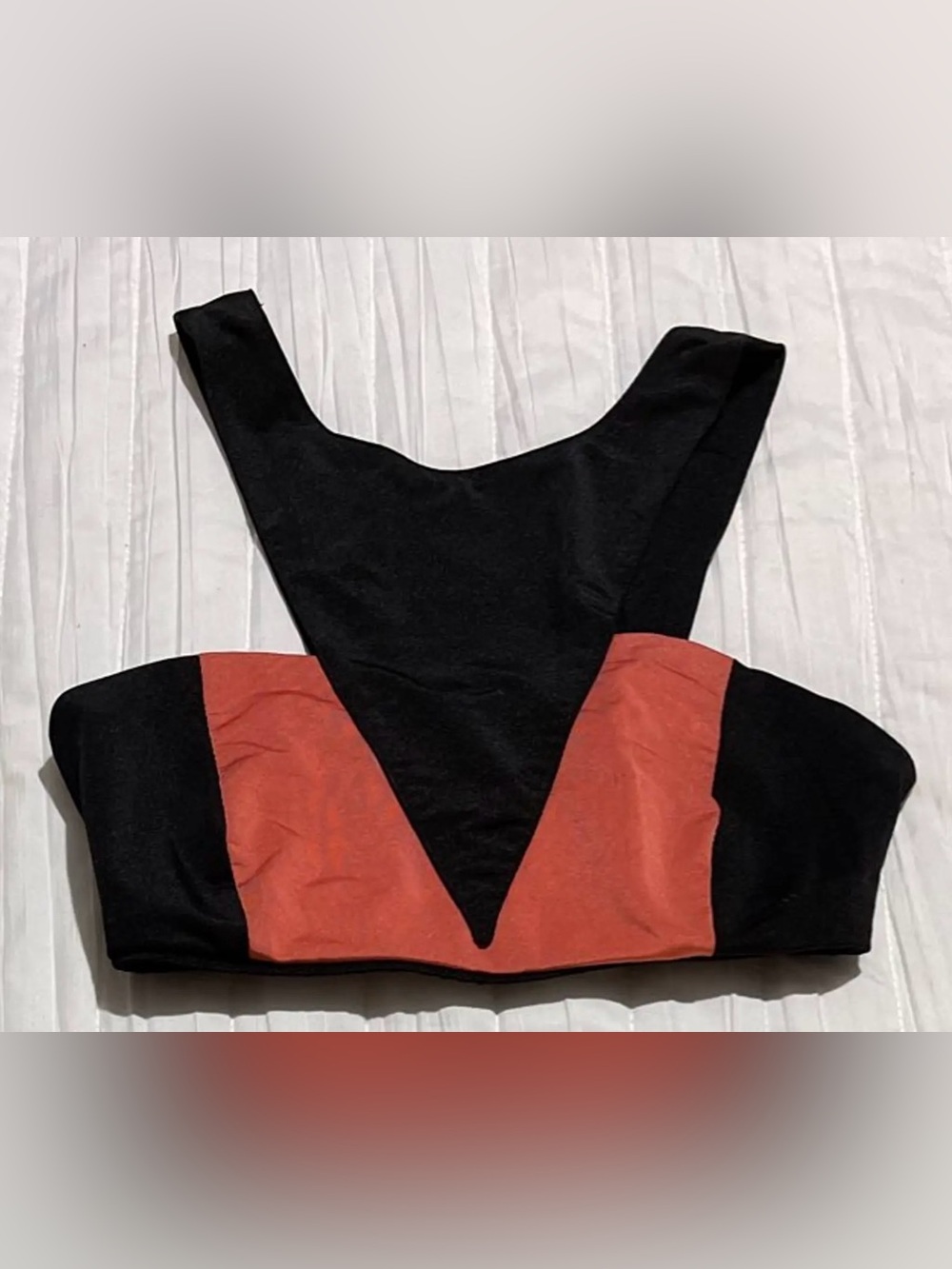 HMS Hot Miami Styles V-Accent Crop Top Bralette Zipper Back Sports Bra